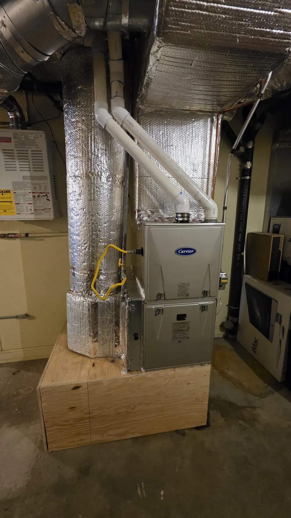 Carrier furnace installation with clean ductwork connections